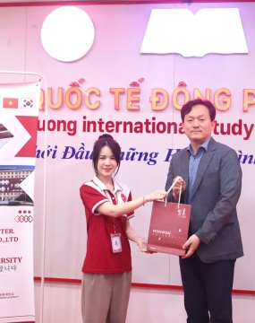 ĐẠI DIỆN TRƯỜNG ĐẠI HỌC HÀN QUỐC