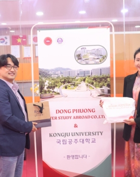 Đại diện TRƯỜNG ĐẠI HỌC QUỐC GIA KONGJU (𝐊𝐍𝐔) đến thăm nhà Đông Phương