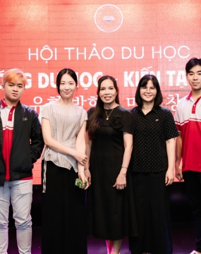 ĐẠI DIỆN TRƯỜNG ĐẠI HỌC HÀN QUỐC