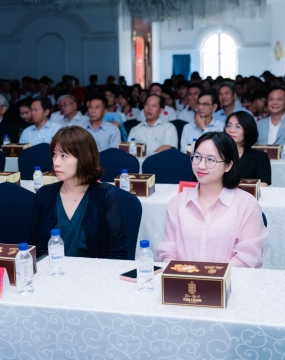 ĐẠI DIỆN TRƯỜNG ĐẠI HỌC HÀN QUỐC