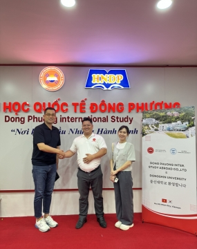 ĐẠI DIỆN TRƯỜNG DONGSHIN TỚI THĂM ĐÔNG PHƯƠNG