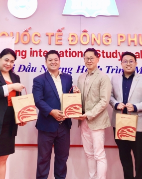 ĐẠI DIỆN TRƯỜNG ĐẠI HỌC HÀN QUỐC
