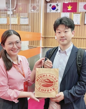 ĐẠI DIỆN TRƯỜNG ĐẠI HỌC HÀN QUỐC