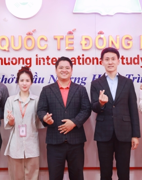 ĐẠI DIỆN TRƯỜNG ĐẠI HỌC HÀN QUỐC