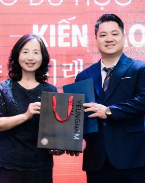 ĐẠI DIỆN TRƯỜNG ĐẠI HỌC HÀN QUỐC