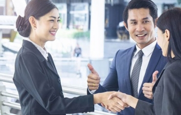 HỌC NGOẠI NGỮ VÀ CƠ HỘI NGHỀ NGHIỆP RỘNG MỞ